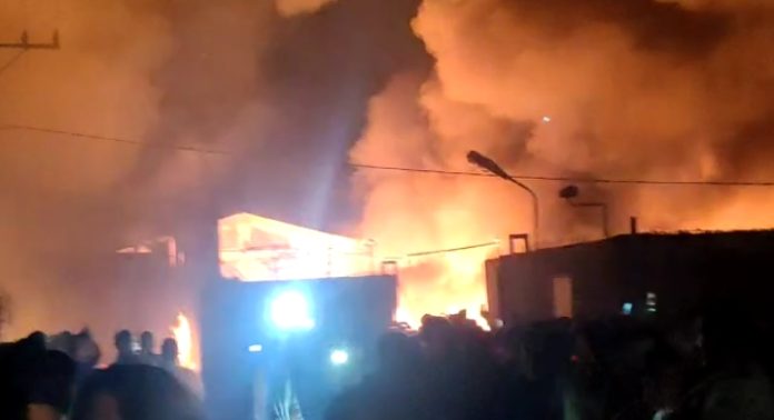 Kebakaran Hanguskan Pabrik Getah Pengolahan Karet di Kisaran