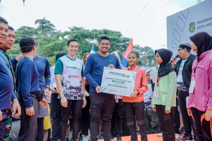 Wali Kota Bobby Nasution Lepas Ribuan Peserta Medan Run Heritage 2022