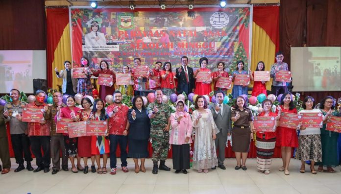 Wali Kota Siantar Hadiri Perayaan Natal Anak Sekolah Minggu