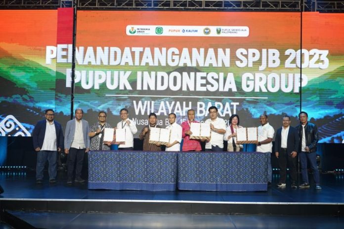 Pupuk Indonesia Salurkan Pupuk Subsidi 2023 Lewat 1.013 Distributor