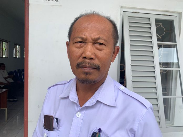 Kepala Dinas Hanpangnaker Kabupaten Simalungun Robert Pangaribuan (f:Roland/mistar)
