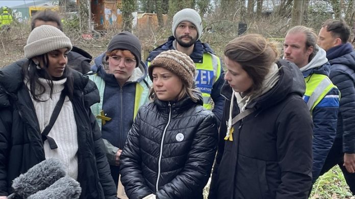 Aktivis Greta Thunberg Ditahan Polisi Jerman