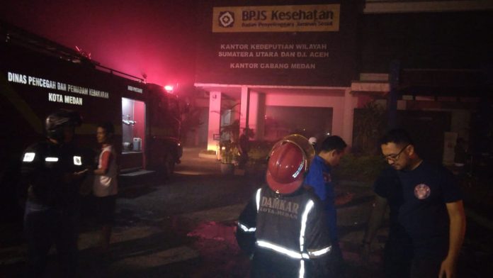 Kantor BPJS Kesehatan di Medan Terbakar
