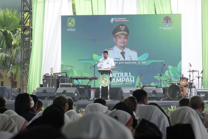 Peringatan HPSN, Bobby Nasution Ajak Masyarakat Peduli Kebersihan Lingkungan