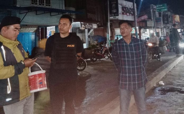 Kanit Reskrim Ipda Christian DC Panggabean minta pedagang dan pengunjung di pasar ikan Tanjungtiram waspada antisipasi 3C, Kamis (16/2/23) pukul 04.30 Wib.(f:ist/mistar)