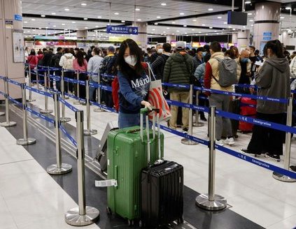 Pertama Kali Sejak 2020, China akan Buka Perbatasan untuk Turis Asing