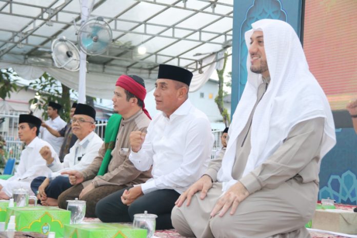 Edy Rahmayadi Berbagi Bersama Janda dan ART di Ramadhan