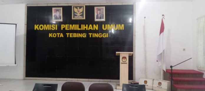 Rudi Erwin Ketua, Abdul Khalik Tetap Anggota KPU Tebing Tinggi