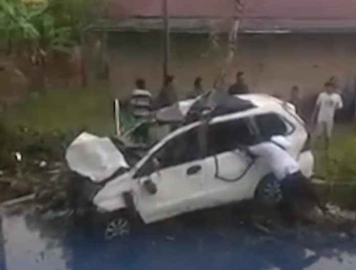 Mobil Terlempar Keluar dari Jalan Tol, Camat Sunggal Dilarikan ke Rumah Sakit