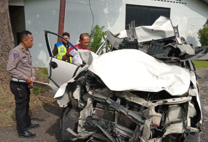 Mobil Rombongan Camat Sunggal Terlempar Keluar Tol, Polisi Masih Selidiki Penyebab Kecelakaan