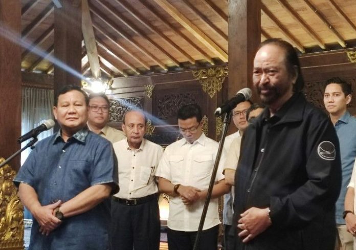 Prabowo dan Surya Paloh Sepakat Saling Hormati Arah Politik Masing-masing