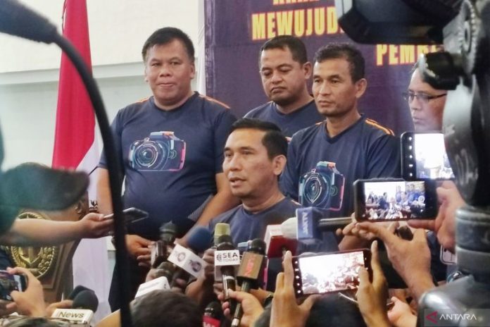 TNI Pilih Upaya Negosiasi dalam Pembebasan Pilot Susi Air