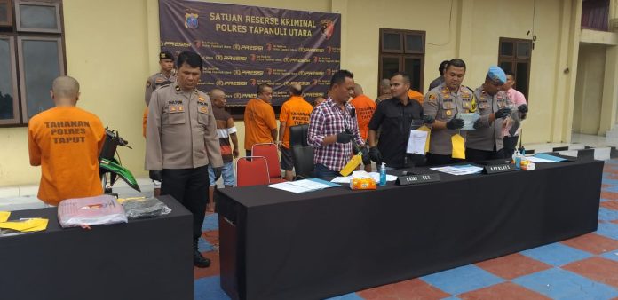 Pelaku pencuri emas di tangkap di Jakarta. (f:ist/mistar)