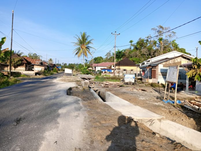 Proyek Perbaikan Jalan Amblas di Siborna Simalungun Diharap Selesai Sebelum Lebaran