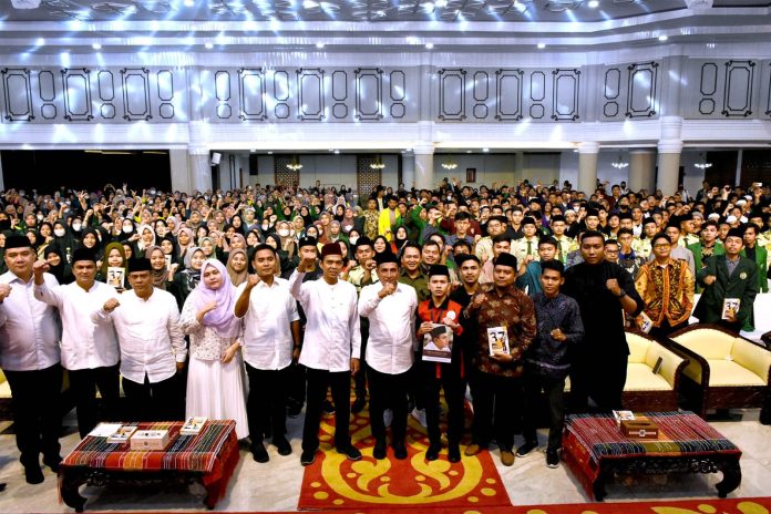 Gubernur Sumut Edy Rahmayadi menghadiri Konser Dakwah dan Bedah Buku 