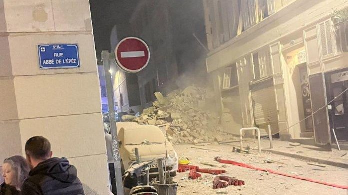 Ledakan meratakan sebuah gedung apartemen berlantai empat di kota Marseille, Prancis selatan.(f:ist)