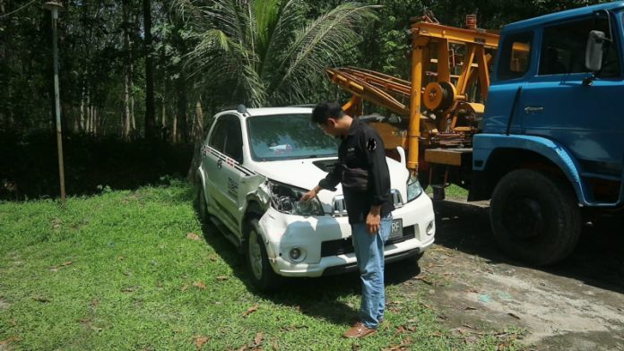 Kurang Hati-hati, Pengendara Sepedamotor Tabrak Mobil Pemudik di Jalinsum Asahan
