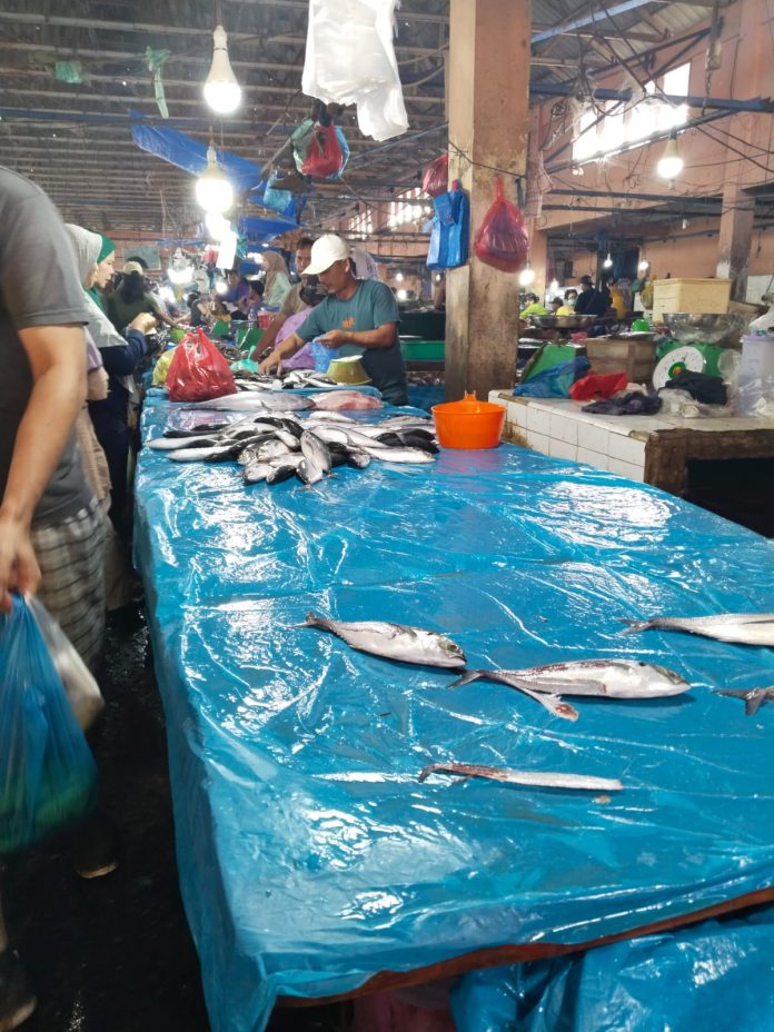 Pasokkan Ikan Segar di Pasar Tradisional Siantar Belum Stabil, Sejumlah Lapak Masih Tutup