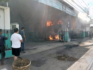 Doorsmeer di Medan Marelan Terbakar, 1 Unit Mobil Hangus