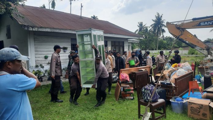 Warga Sempat Bersikeras Rumahnya di Areal HGU Sampali Tidak Dibongkar