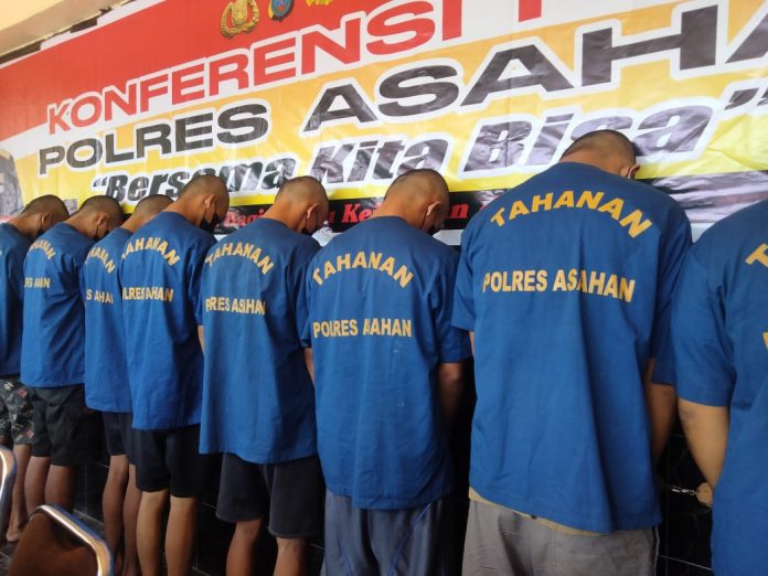 Para pelaku pemerkosa siswi SD – SMP diamankan Polres Asahan. (Perdana)