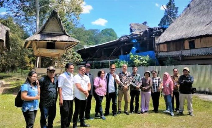 Rumah Adat Simalungun