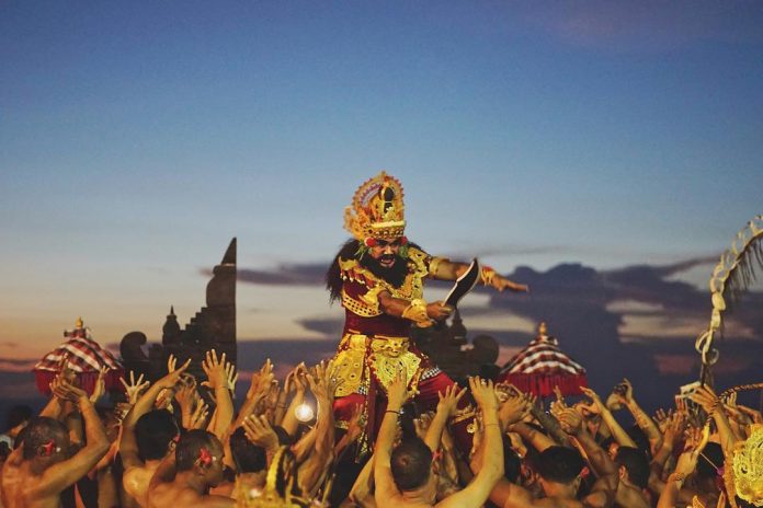 Tari Kecak dari Bali