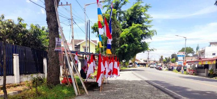 Jelang 17 Agustus, Pedagang Bendera Musiman Mulai Bermunculan