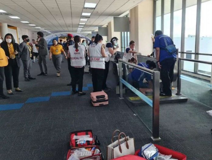 Kaki Kiri Wanita ini Harus Diamputasi Lantaran Terjebak di Travelator Bandara Don Mueang