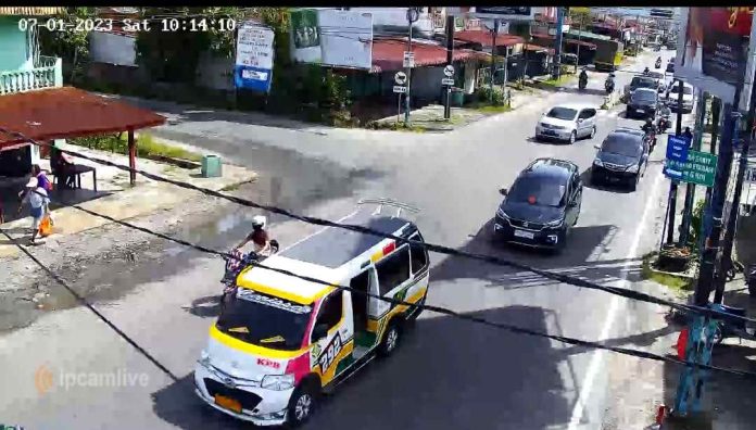 Pantauan CCTV di Simpang Dua, Siantar.