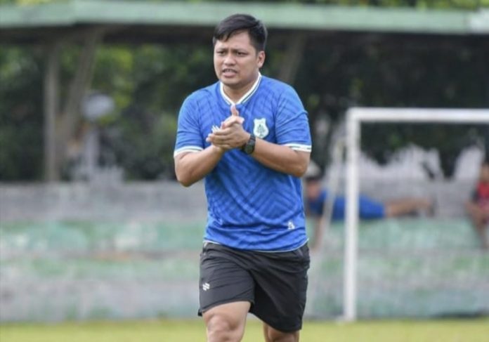 Pelatih fisik PSMS Medan Rony Azani.