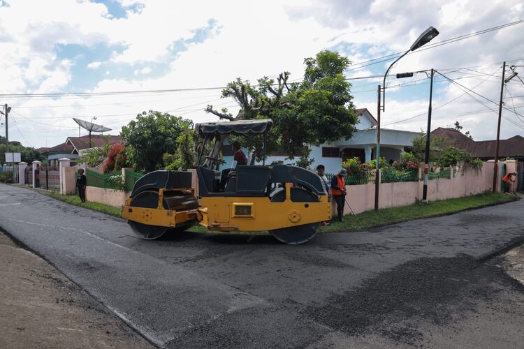 pengasapalan jalan di Siantar