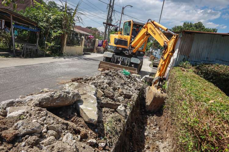 proyek drainase di Siantar