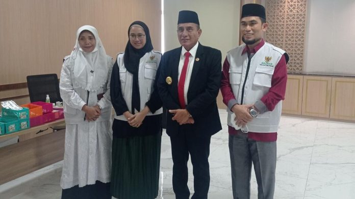 Gubernur Sumatera Utara Edy Rahmayadi berfoto bersama Baznas Badan Amil Zakat Nasional (Baznas).