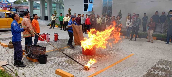 Heboh! Api Berkobar di Kantor BRI Cabang Sidikalang