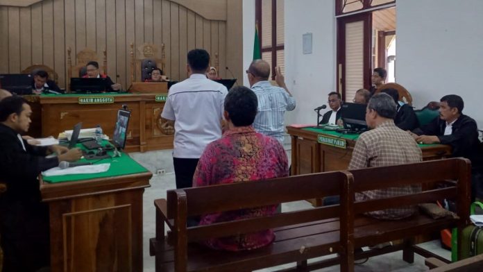 Jhonson Tambunan menjadi ‘saksi mahkota’ dalam persidangan kasus Tipikor proyek galvanis Siantar di PN Medan.