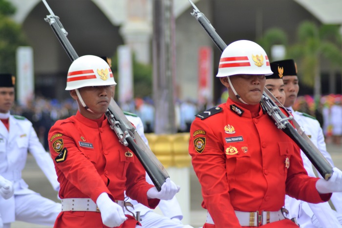 Petugas dari Unsur TNI