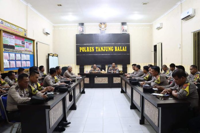 Kapolres Tanjung Balai Evaluasi Anggotanya