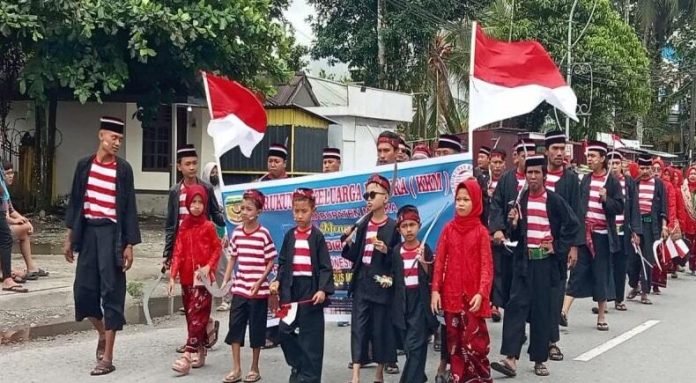 Puluhan Pelajar Antusias Ikuti Karnaval Merah Putih di Kabupaten Mimika