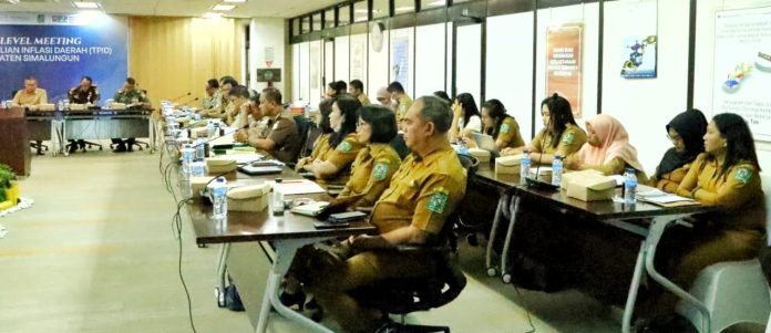 Rapat Tim Pengendali Inflasi Daerah (TPID) Kabupaten Simalungun di Ruang rapat Bank Indonesia (BI) Cabang Pematang Siantar, Selasa.(22/8/23). (f;ist/mistar)