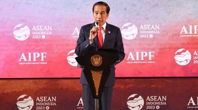 Presiden RI Joko Widodo saat membuka KTT ASEAN ke-43 (f:ist/mistar)