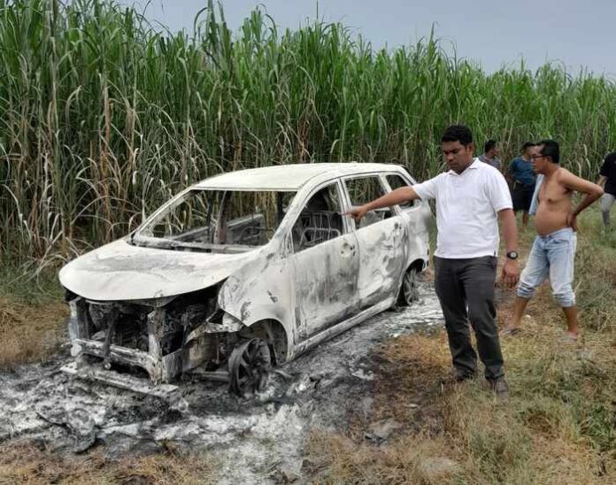 Satu Unit mobil Avanza yang diduga dibakar oleh selingkuh (f:ist/mistar)