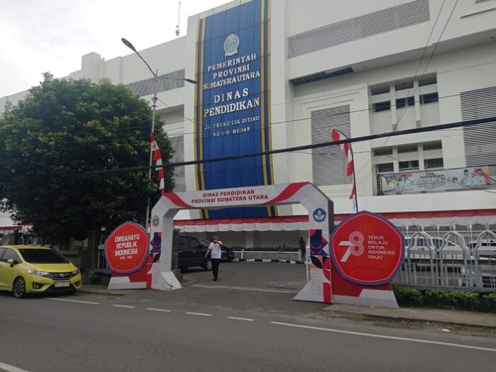 Kantor Disdik Sumut, Jalan Teuku Cik Ditiro Medan. (f/jonatan/mistar)