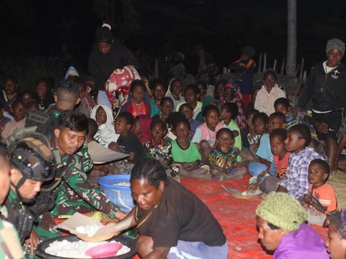 Sebanyak 200 warga dari 10 kampung di Distrik Gome, Kabupaten Puncak, Papua Tengah sedang mengungsi (f:ist/mistar)