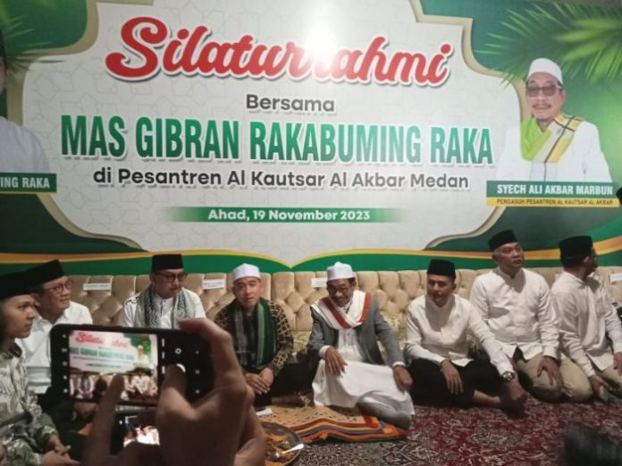 Kunjungi Ponpes Al-Kautsar, Cawapres Gibran Bertemu dengan Sejumlah Ulama di Medan
