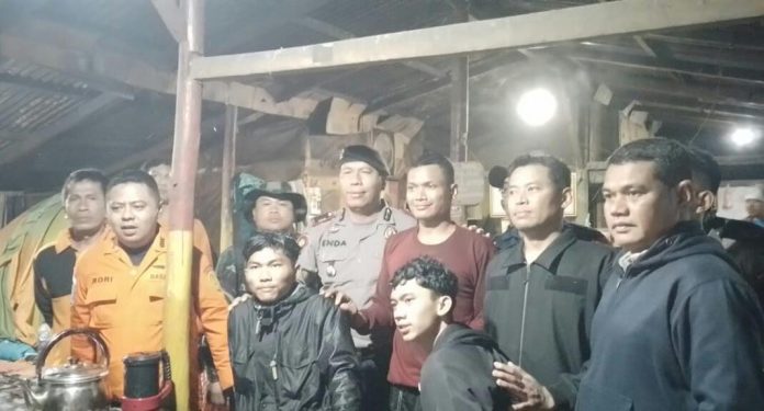 Tiga Pendaki Asal Medan Tersesat di Gunung Sibayak, Begini Kondisinya