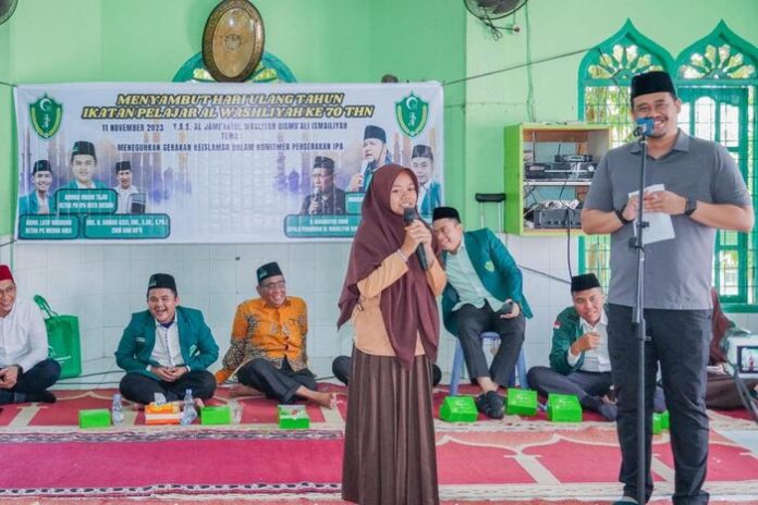 Bobby Nasution saat menghadiri Dzikir dan Doa jelang hari Ulang tahun Ikatan Pelajar Al Washliyah (IPA) ke-70 tahun di Aula Qismul’ali Perguruan Al Washliyah (f:ist/mistar)