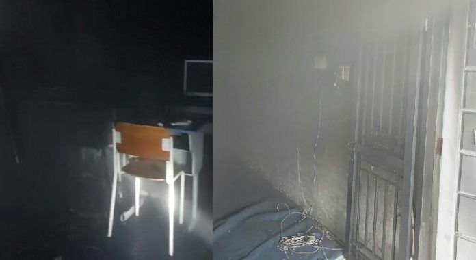 Laboratorium komputer SMKN 2 Terbakar. (F:Iqbal/Mistar)