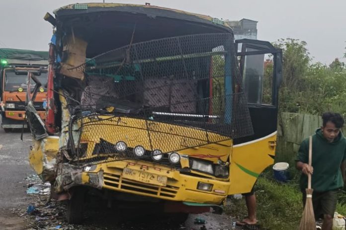 Kecelakaan Dua Bus di Jalinsum Taput, 2 Luka Berat dan 15 Luka Ringan