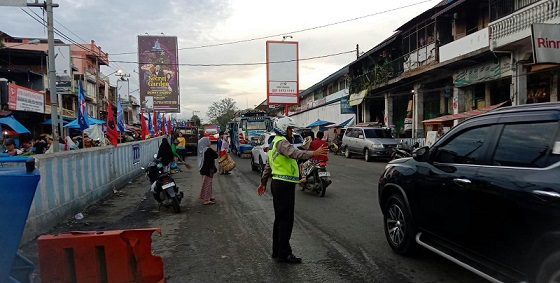 Polisi melakukan pengamanan lalu lintas di wilayah hukum Polsek Pancur Batu